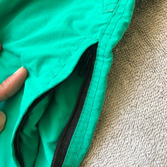 Women’s Green Halo Newline ATW Shorts - Medium - Picture 5 of 5